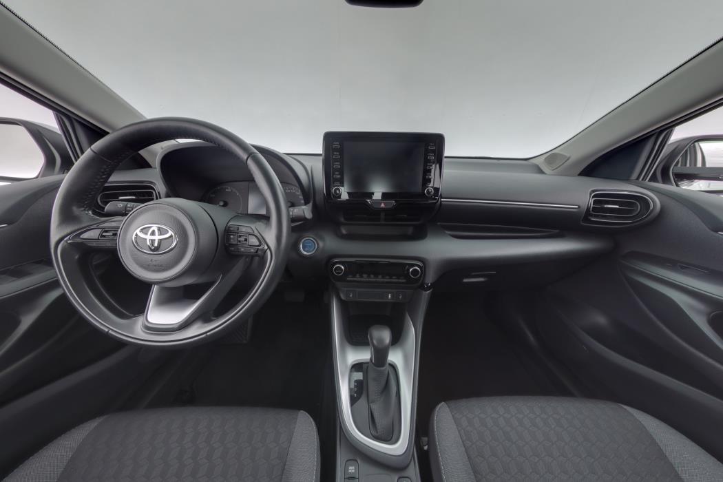 TOYOTA YARIS 2023