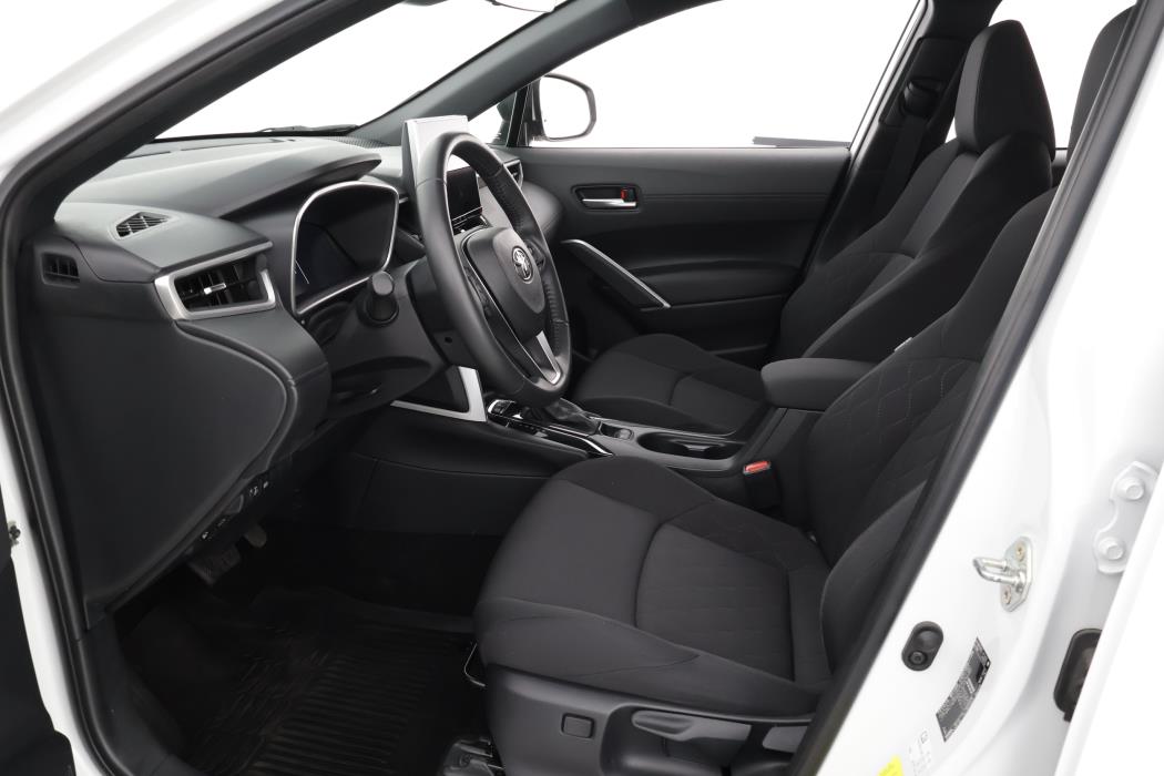 TOYOTA Corolla Cross 2024