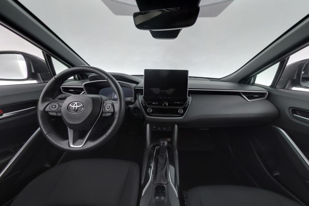 TOYOTA Corolla Cross 2024