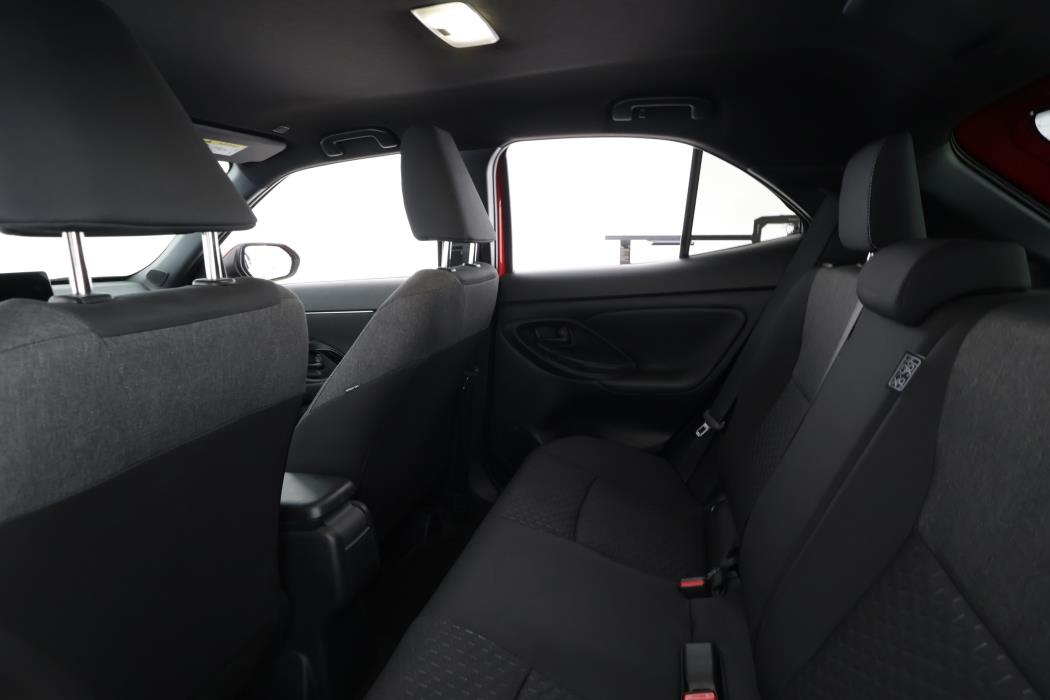 TOYOTA Yaris Cross 2024