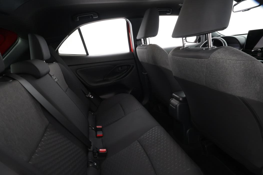 TOYOTA Yaris Cross 2024