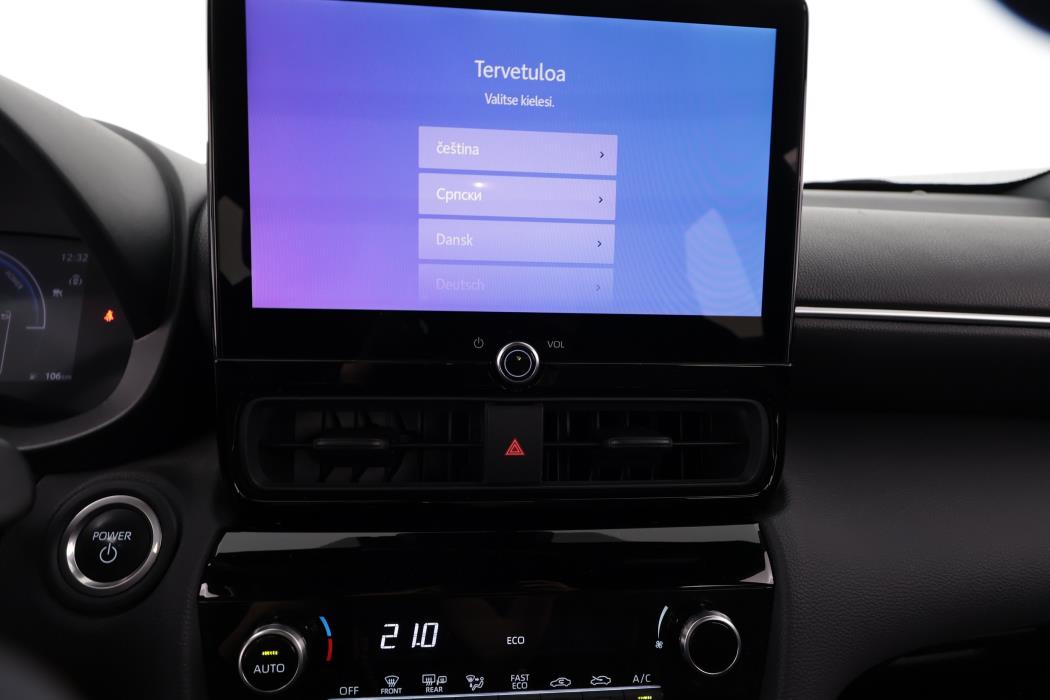 TOYOTA Yaris Cross 2024