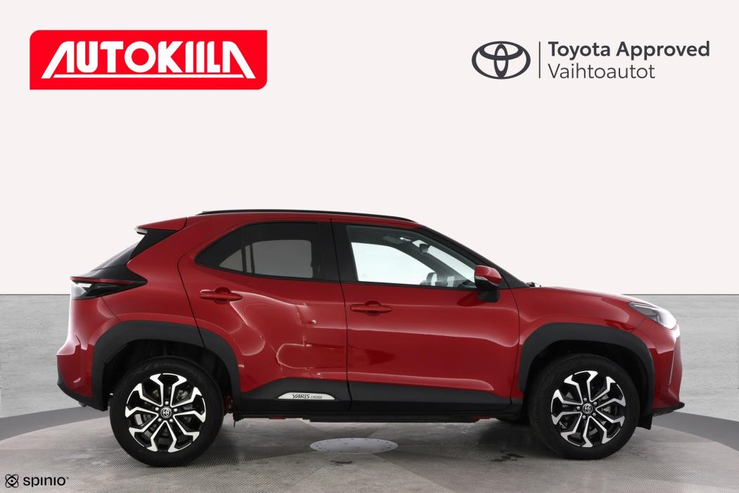 TOYOTA Yaris Cross 2024