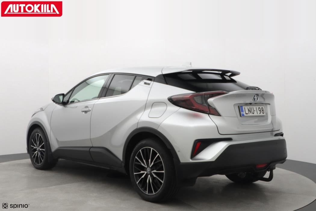 TOYOTA C-HR 2017