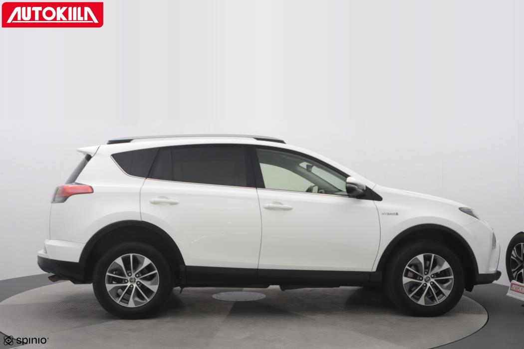 TOYOTA RAV4 2017