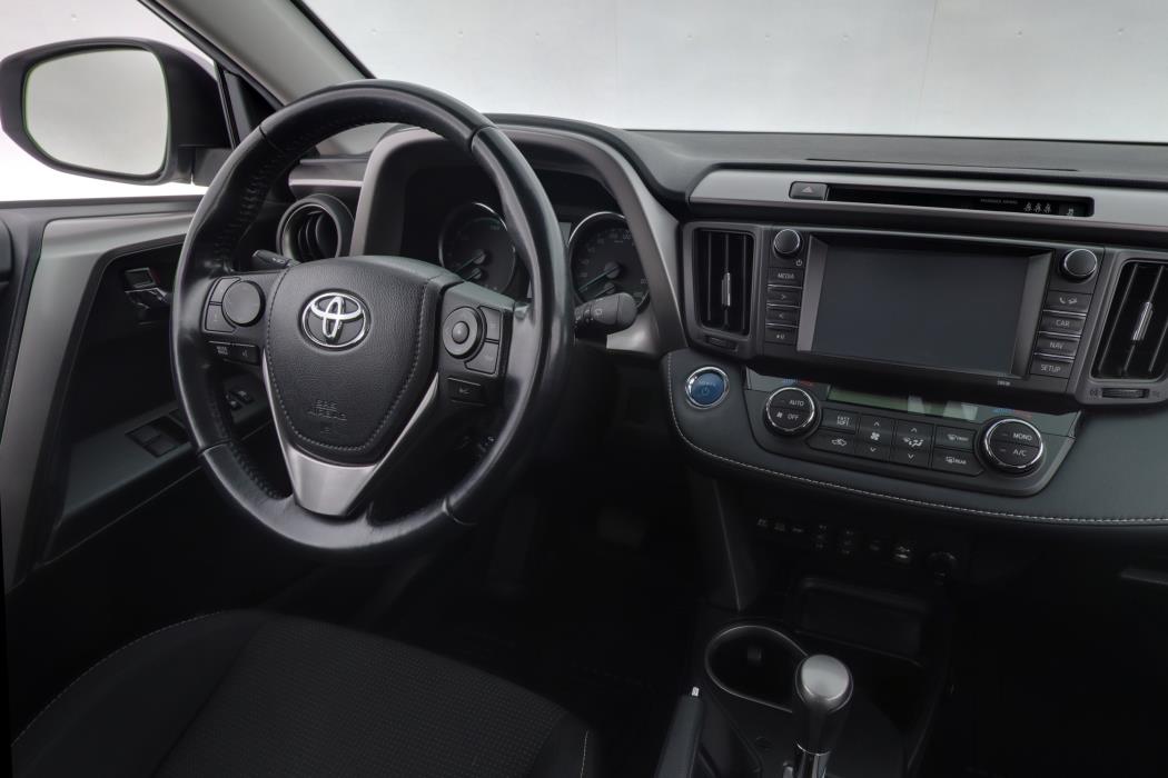 TOYOTA RAV4 2017