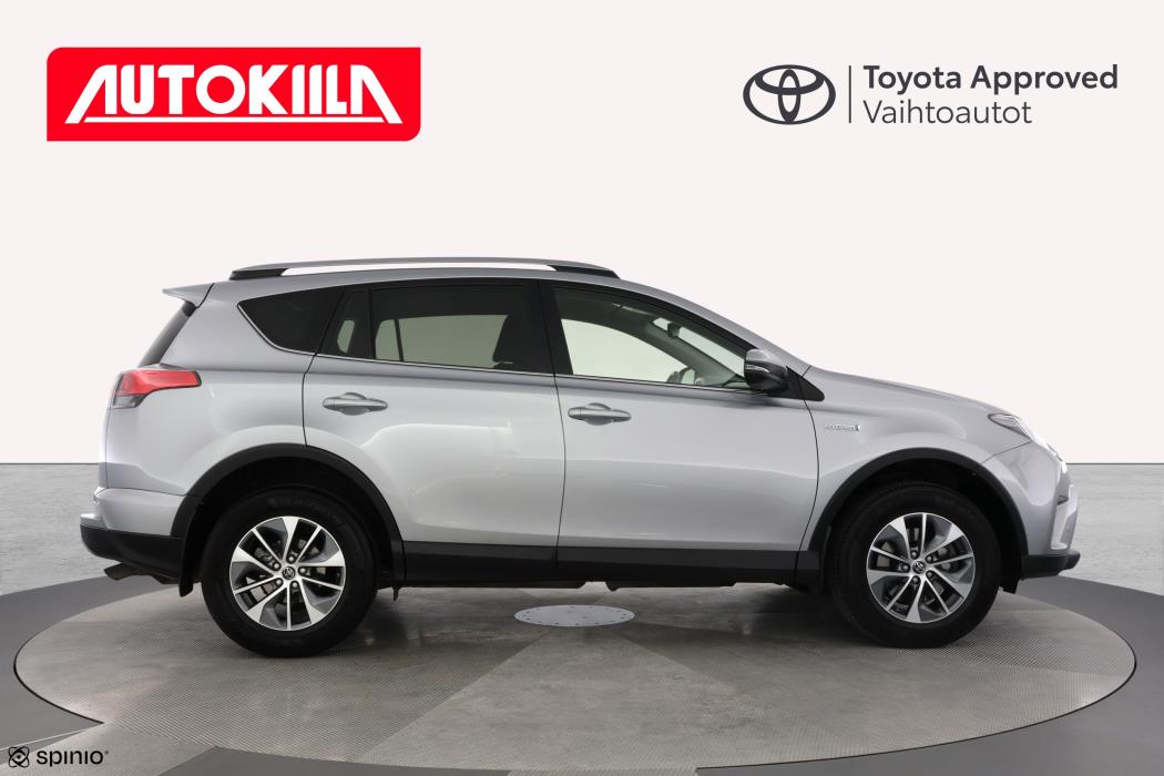 TOYOTA RAV4 2017