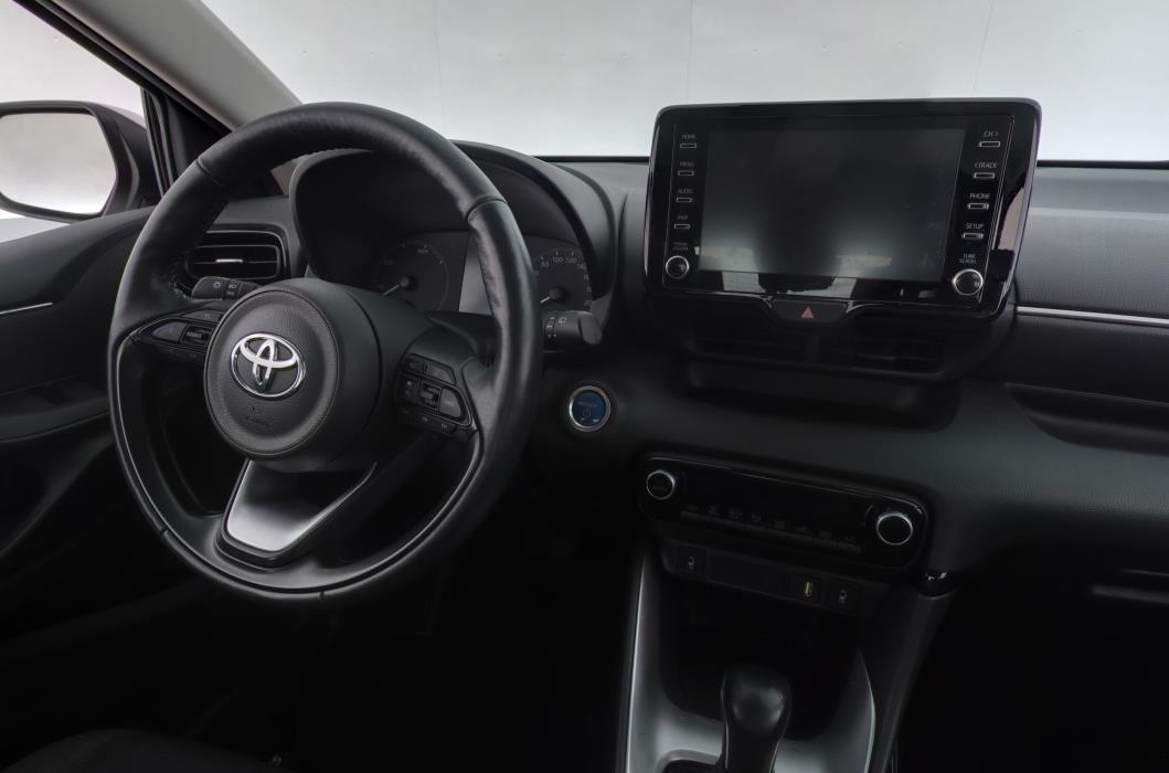 TOYOTA YARIS 2023