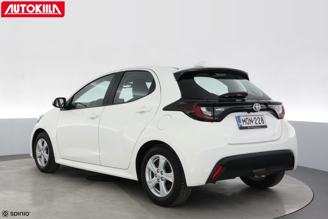 TOYOTA YARIS 2023