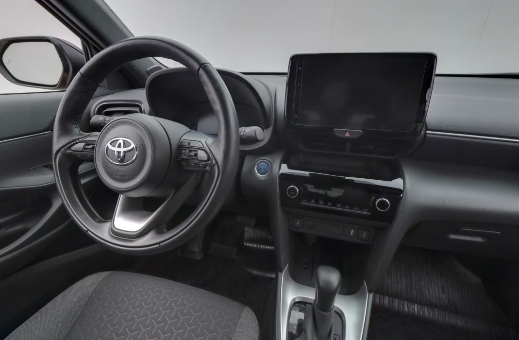 TOYOTA Yaris Cross 2022