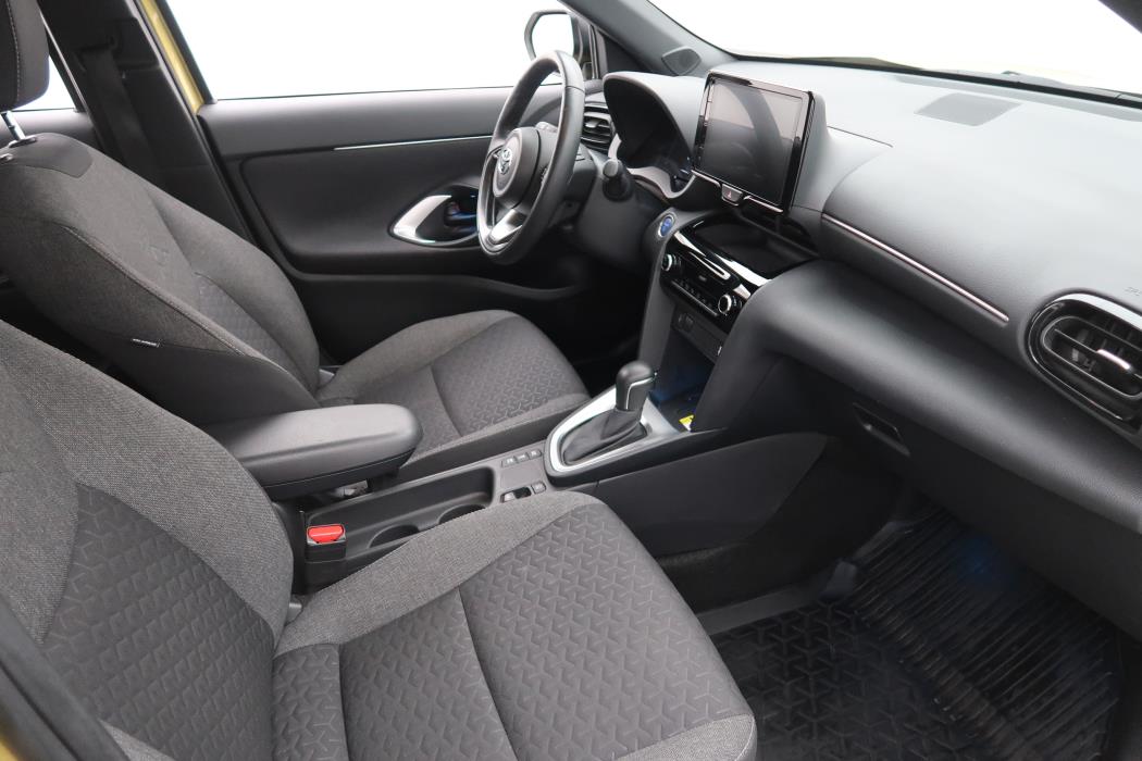 TOYOTA Yaris Cross 2022