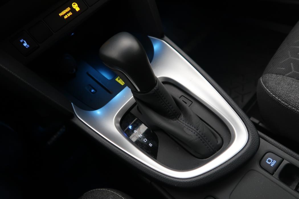 TOYOTA Yaris Cross 2022