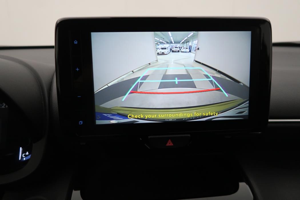 TOYOTA Yaris Cross 2022