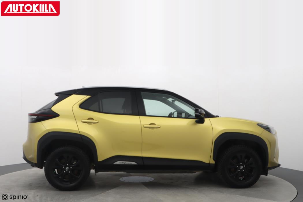 TOYOTA Yaris Cross 2022