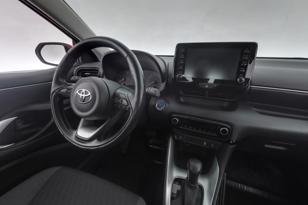 TOYOTA YARIS 2023