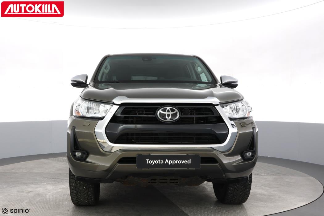 TOYOTA HILUX 2023