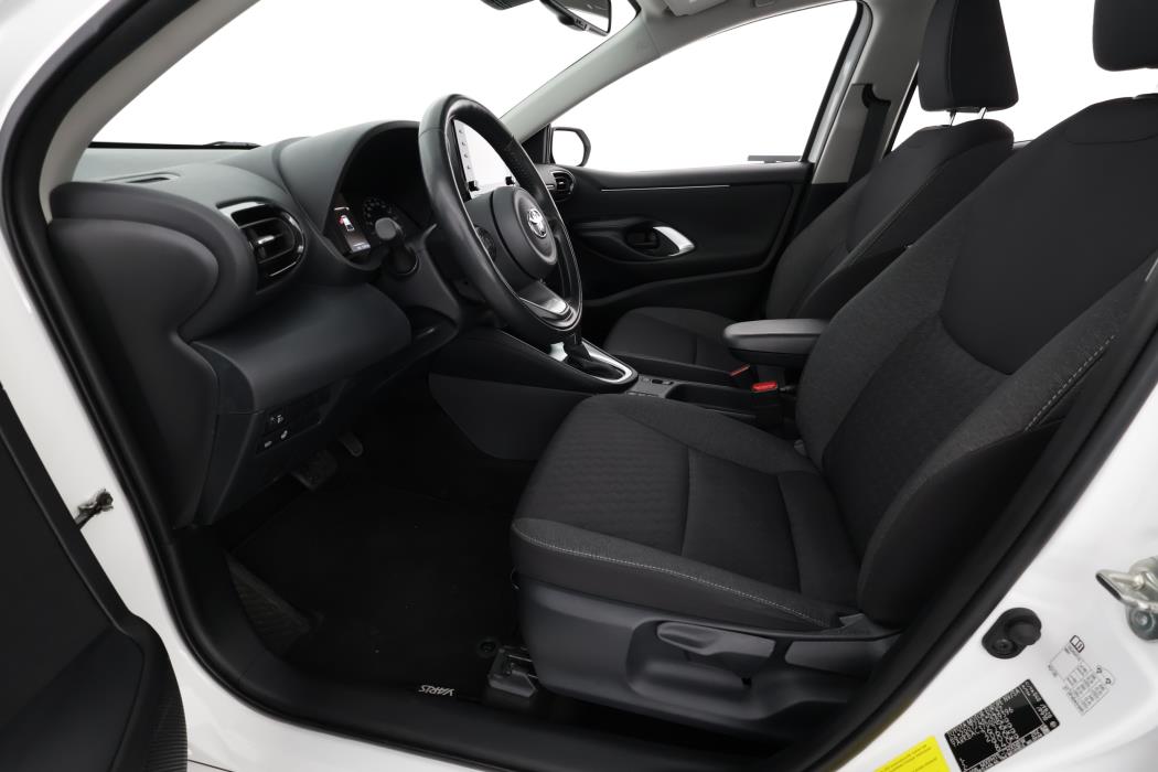 TOYOTA YARIS 2023