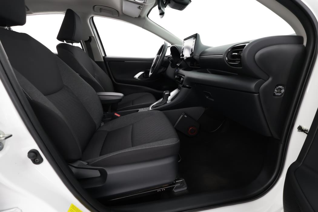 TOYOTA YARIS 2023