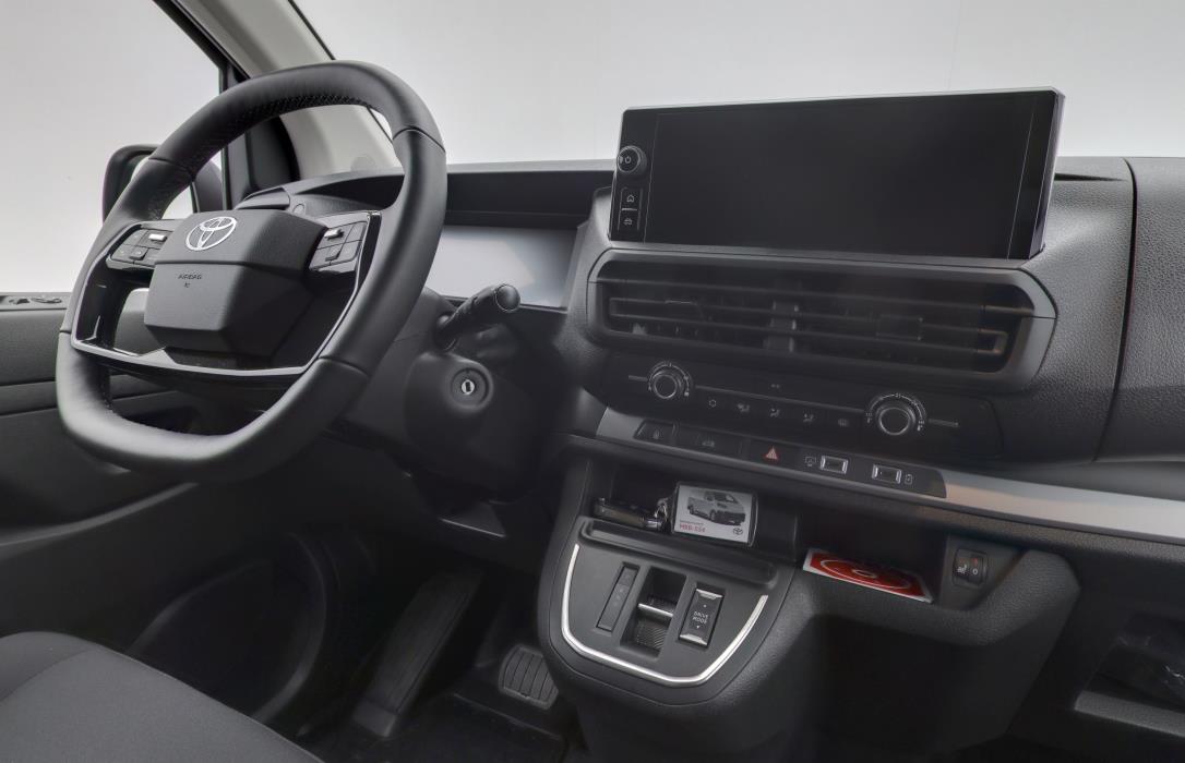 TOYOTA Proace 2024