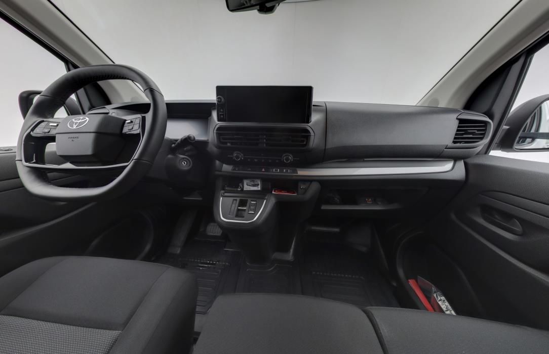 TOYOTA Proace 2024