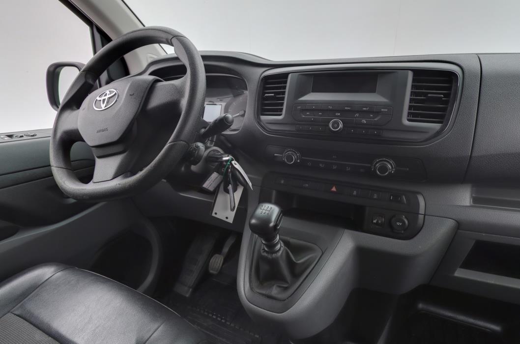 TOYOTA Proace 2020