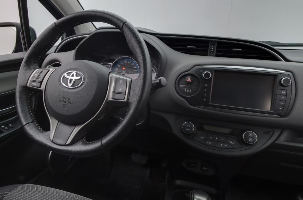 TOYOTA YARIS 2014