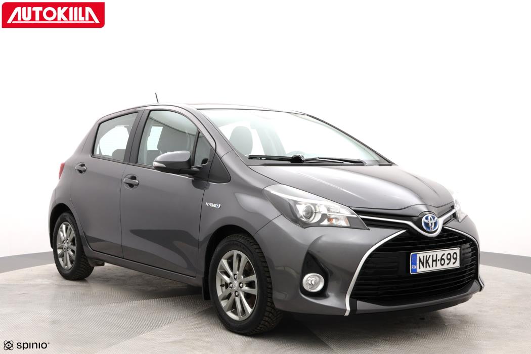 TOYOTA YARIS 2016
