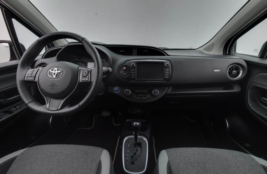 TOYOTA YARIS 2019