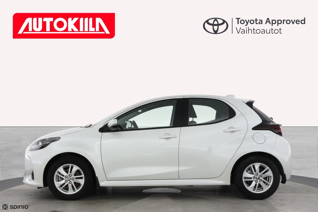TOYOTA YARIS 2023