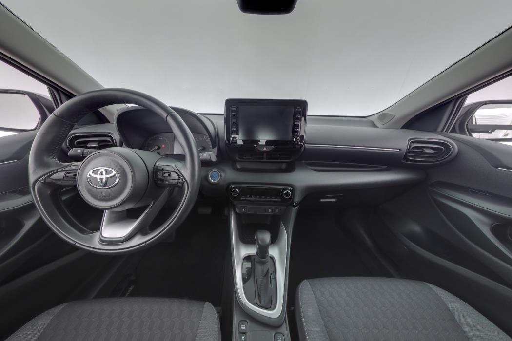 TOYOTA YARIS 2023