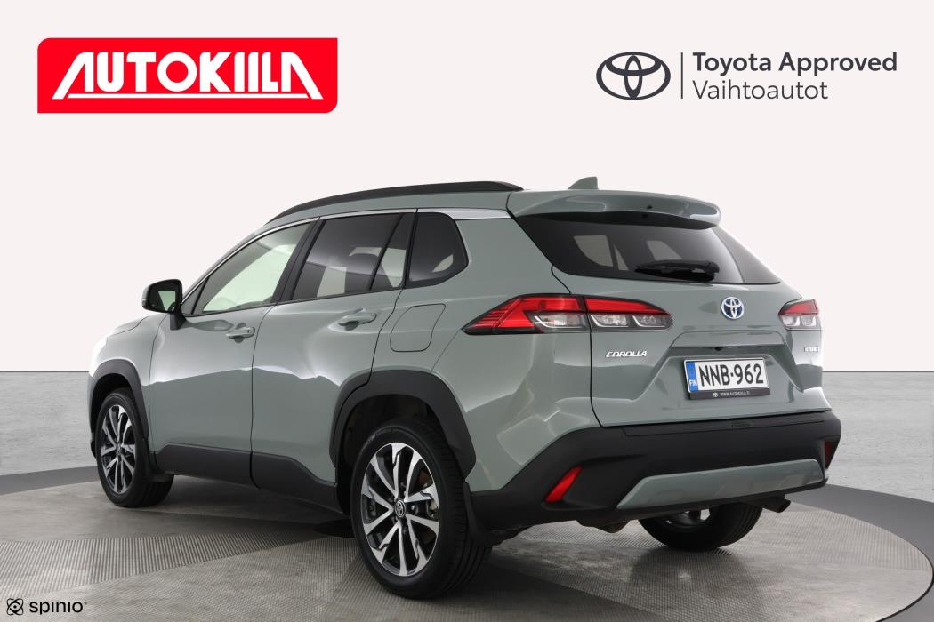 TOYOTA Corolla Cross 2023