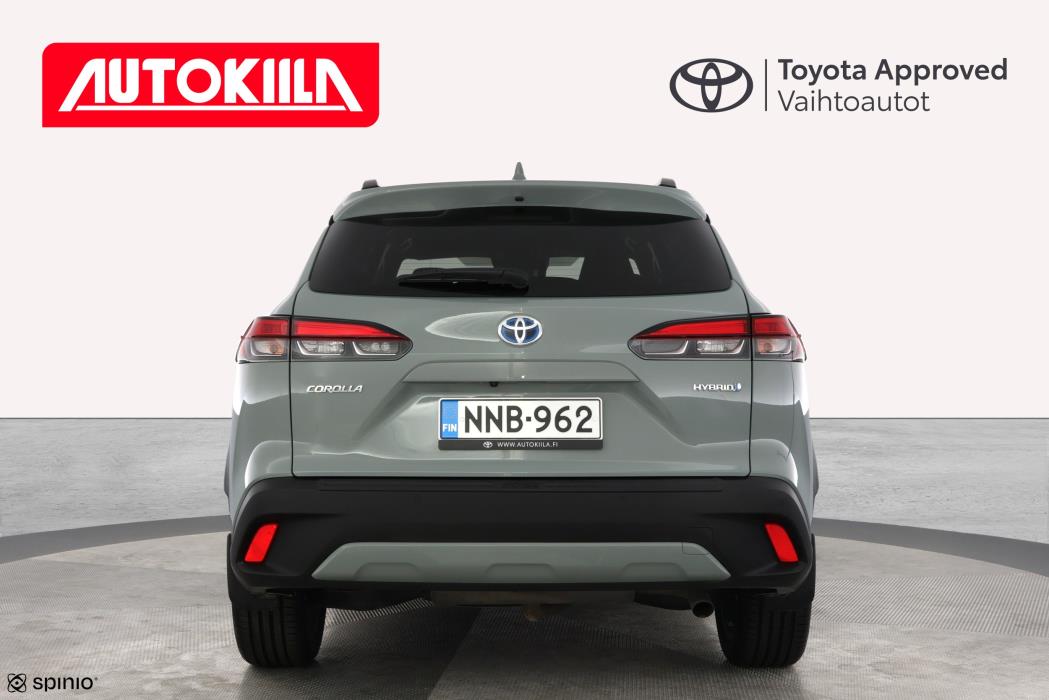 TOYOTA Corolla Cross 2023