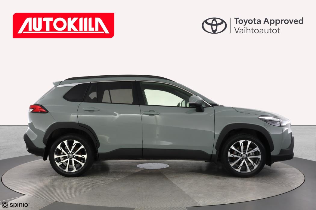 TOYOTA Corolla Cross 2023