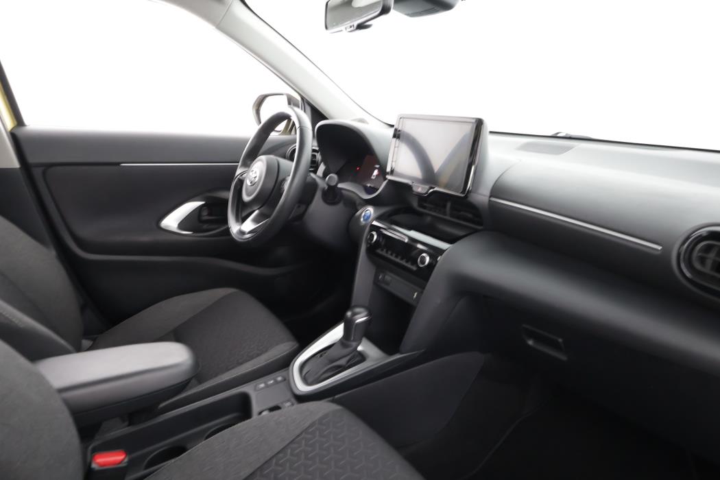 TOYOTA Yaris Cross 2024