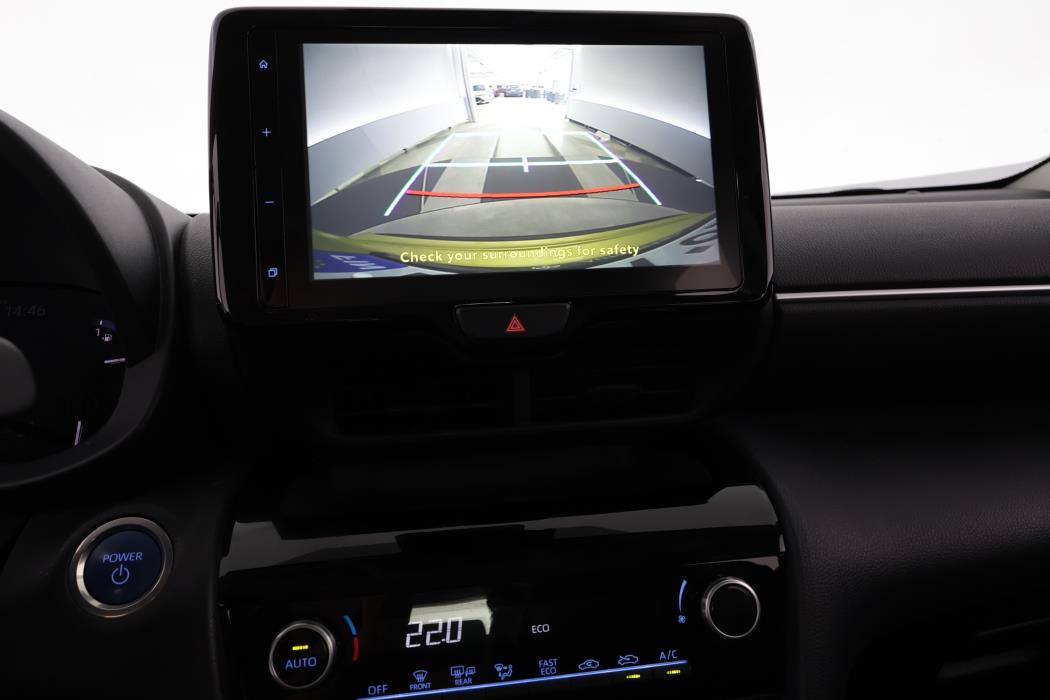 TOYOTA Yaris Cross 2024