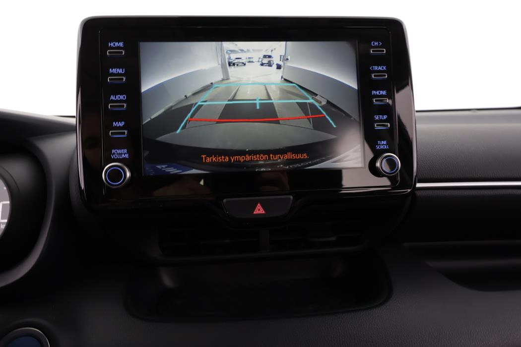 TOYOTA YARIS 2024
