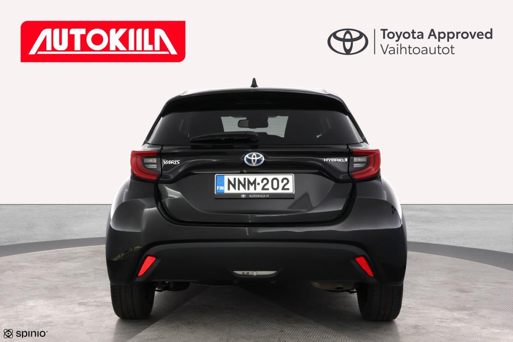 TOYOTA YARIS 2024
