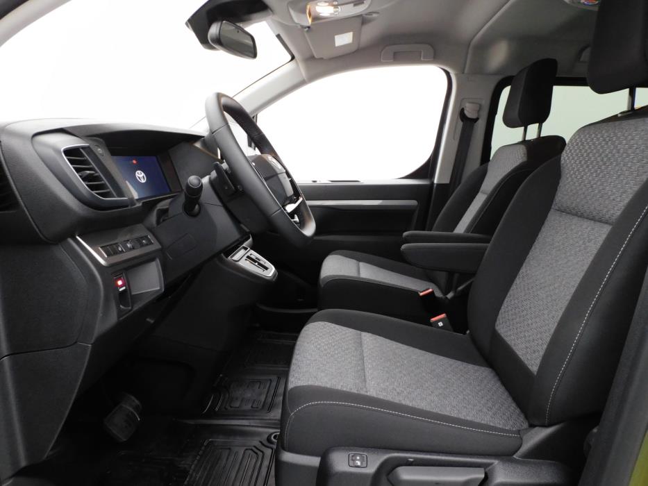 TOYOTA Proace Verso 2024