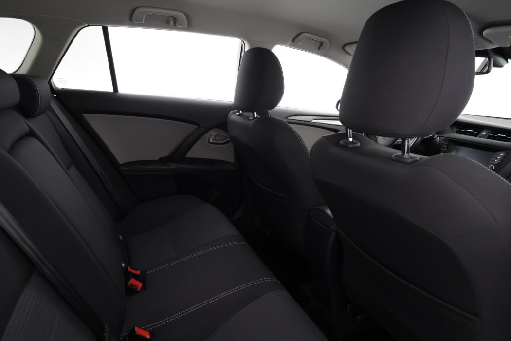 TOYOTA AVENSIS 2015