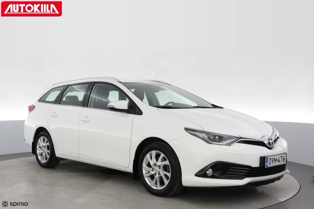 TOYOTA AURIS 2017