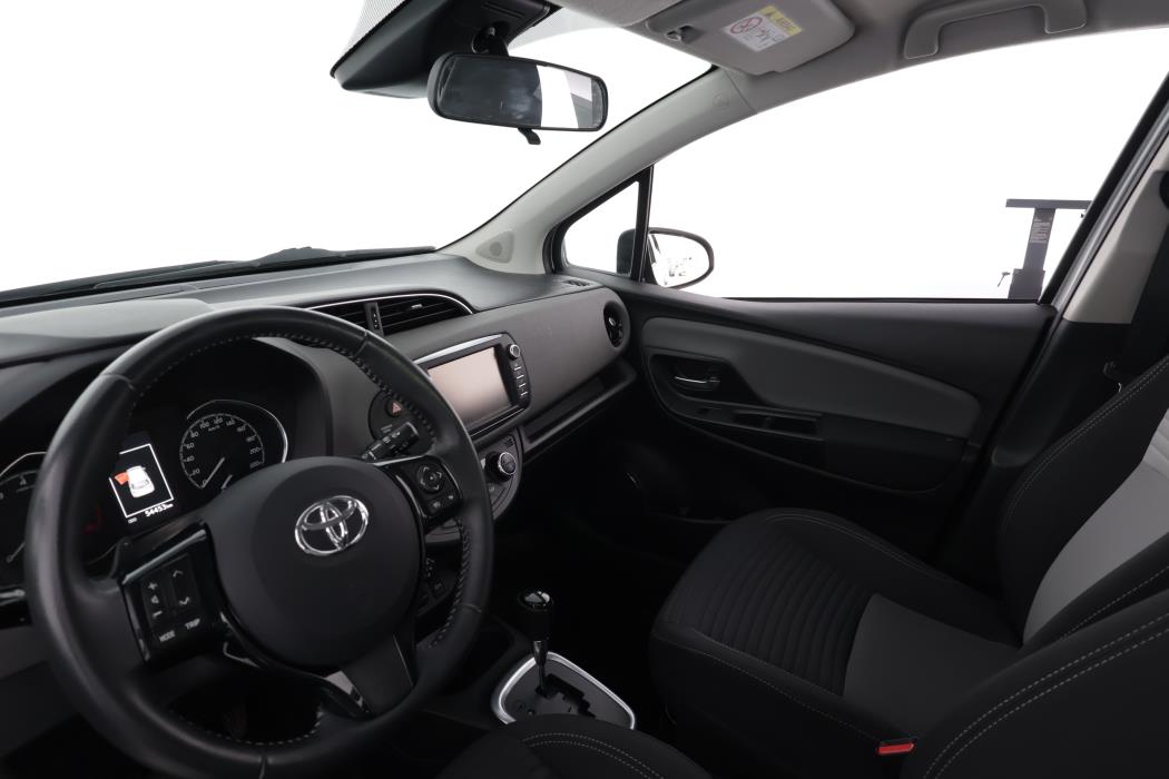 TOYOTA YARIS 2017