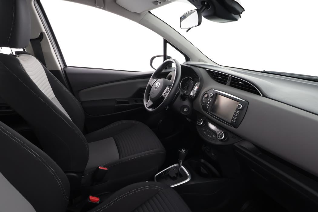TOYOTA YARIS 2017