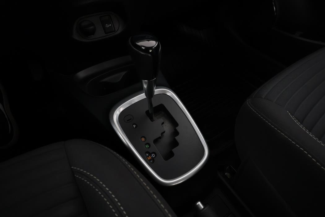 TOYOTA YARIS 2017