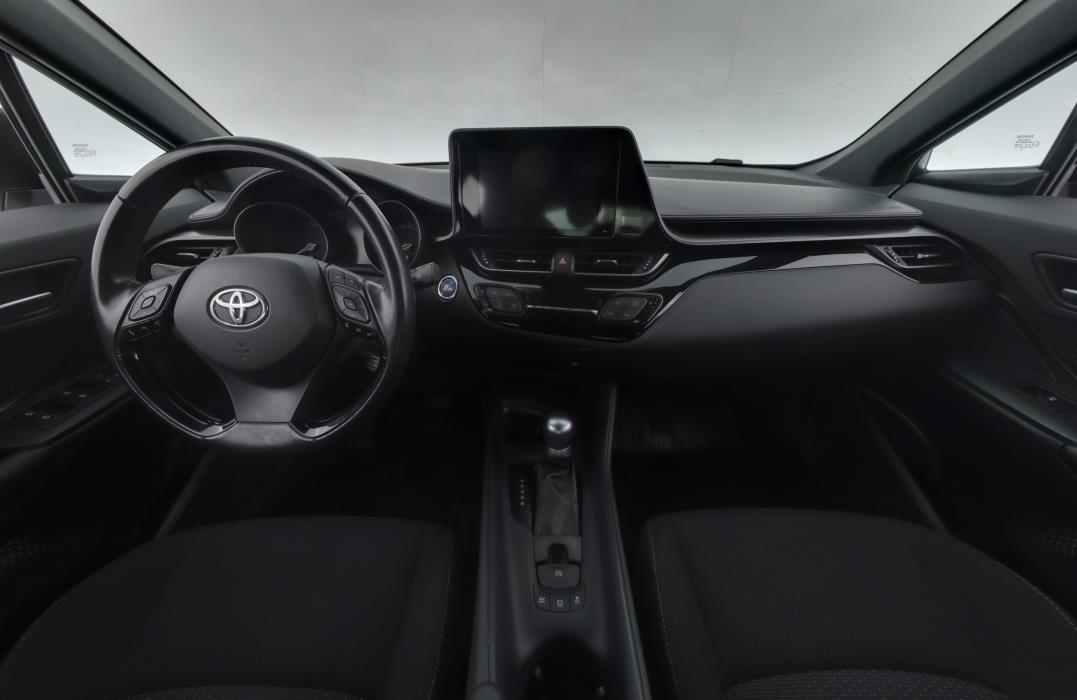 TOYOTA C-HR 2019