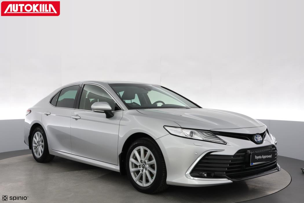 TOYOTA CAMRY 2023