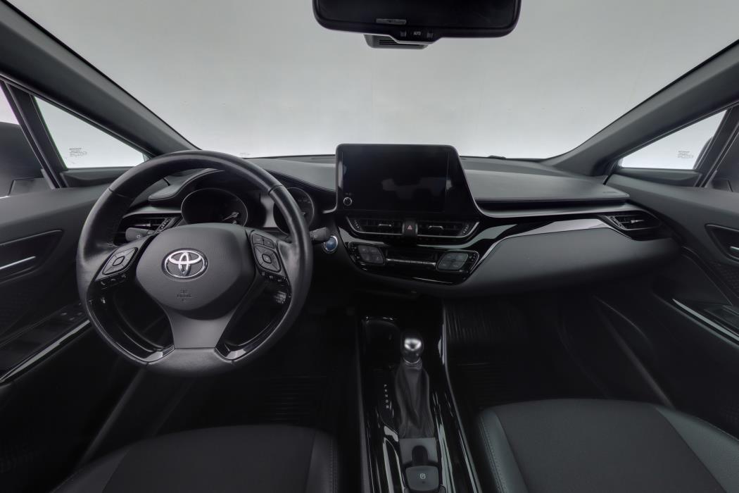 TOYOTA C-HR 2023