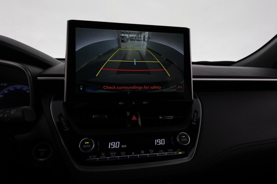 TOYOTA Corolla Cross 2023