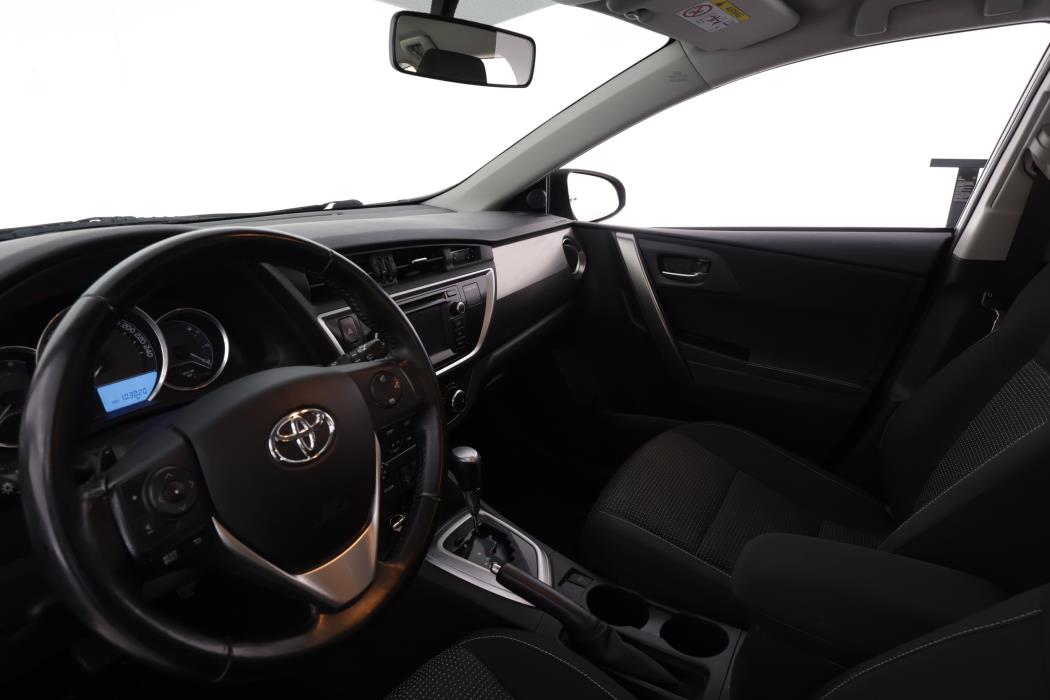 TOYOTA AURIS 2013