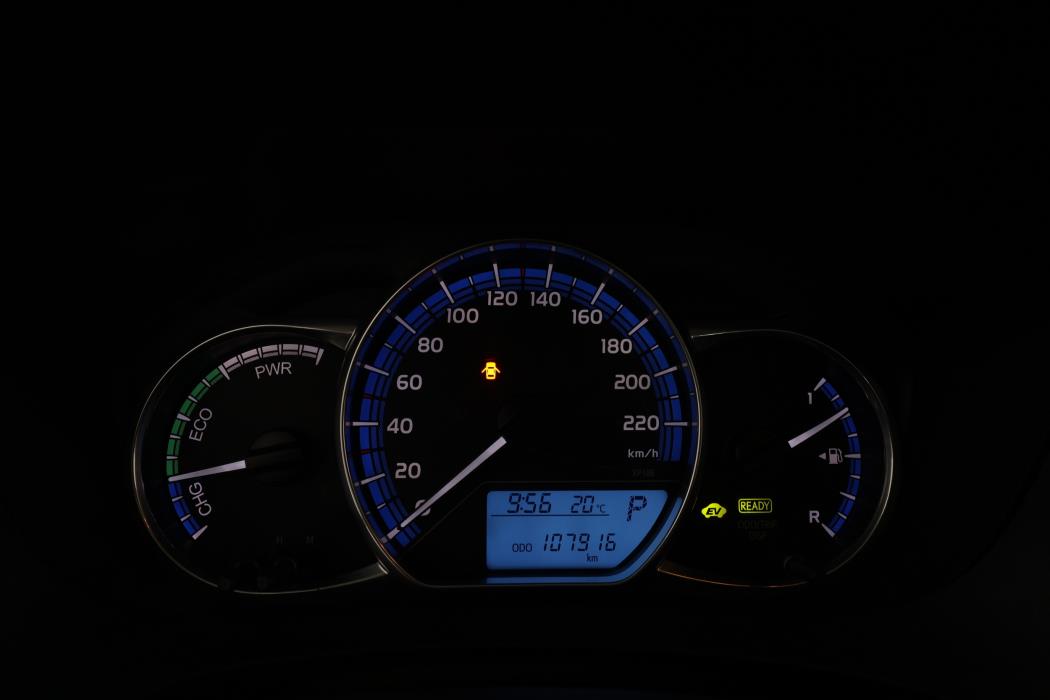 TOYOTA YARIS 2016