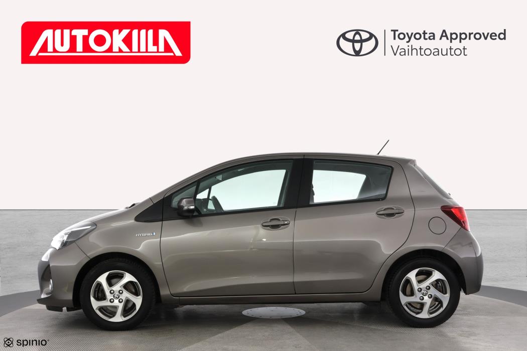 TOYOTA YARIS 2016